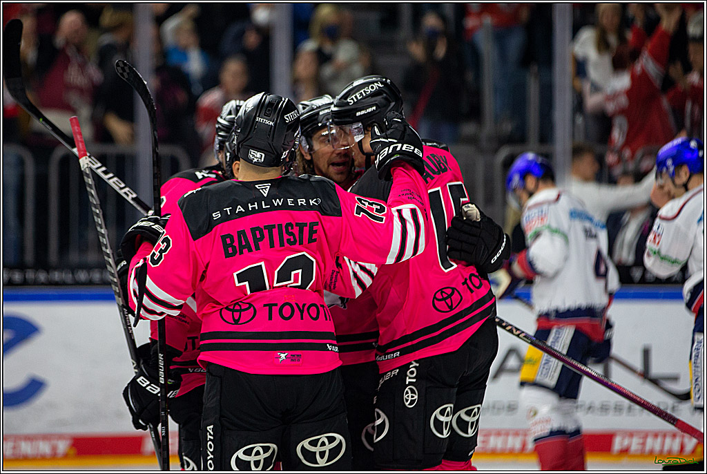 PENNY DEL; Koelner Haie- Eisbaeren Berlin; Koeln, 16.10.2022